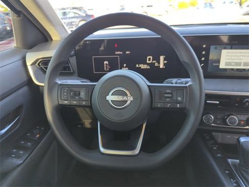 Certified 2025 Nissan Kicks SV w/ SV Premium Package image 18