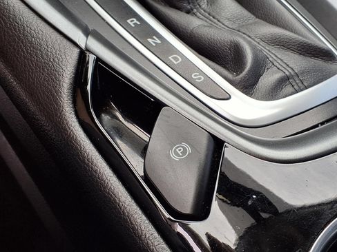 Used 2016 Ford Fusion Titanium AWD/4WD image 28
