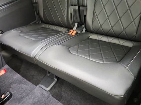 Used 2026 Volkswagen Atlas SEL Premium R-Line image 31