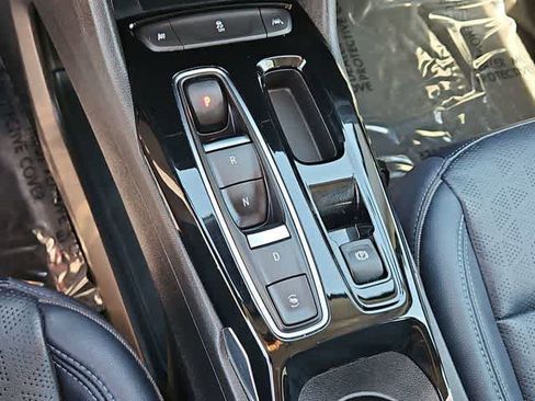 Used 2022 Chevrolet Bolt EUV Premier w/ Sun & Sound Package image 33