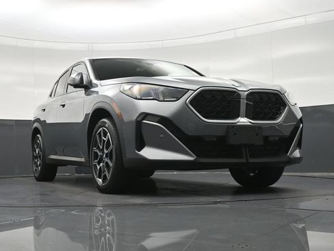 Used 2025 BMW X2 xDrive28i w/ Convenience Package AWD/4WD image 29