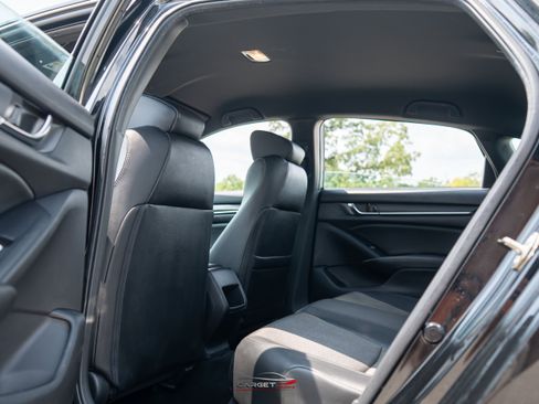 Used 2019 Honda Accord Sport image 21