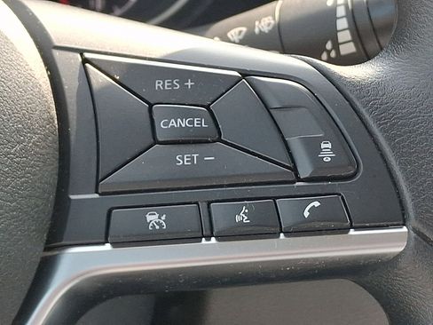 Used 2024 Nissan Sentra SV FWD image 22