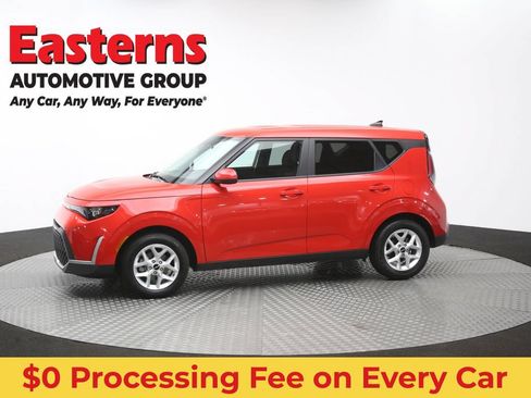 Used 2025 Kia Soul LX w/ LX Technology Package FWD image 58