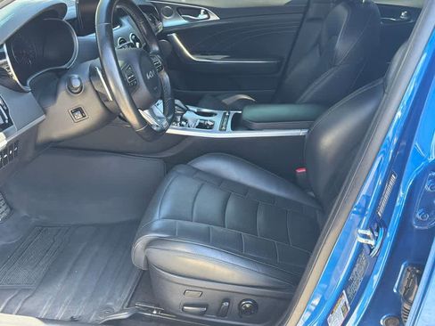 Used 2022 Kia Stinger GT2 image 10