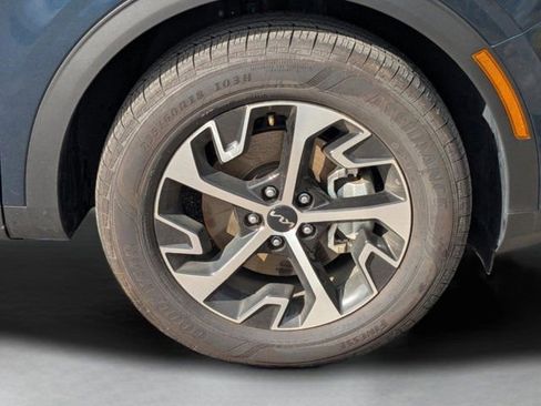 Used 2025 Kia Sportage EX w/ EX Premium Package image 10