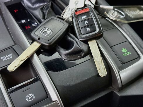 Used 2019 Honda Civic LX image 30