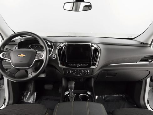 Used 2021 Chevrolet Traverse LT image 13