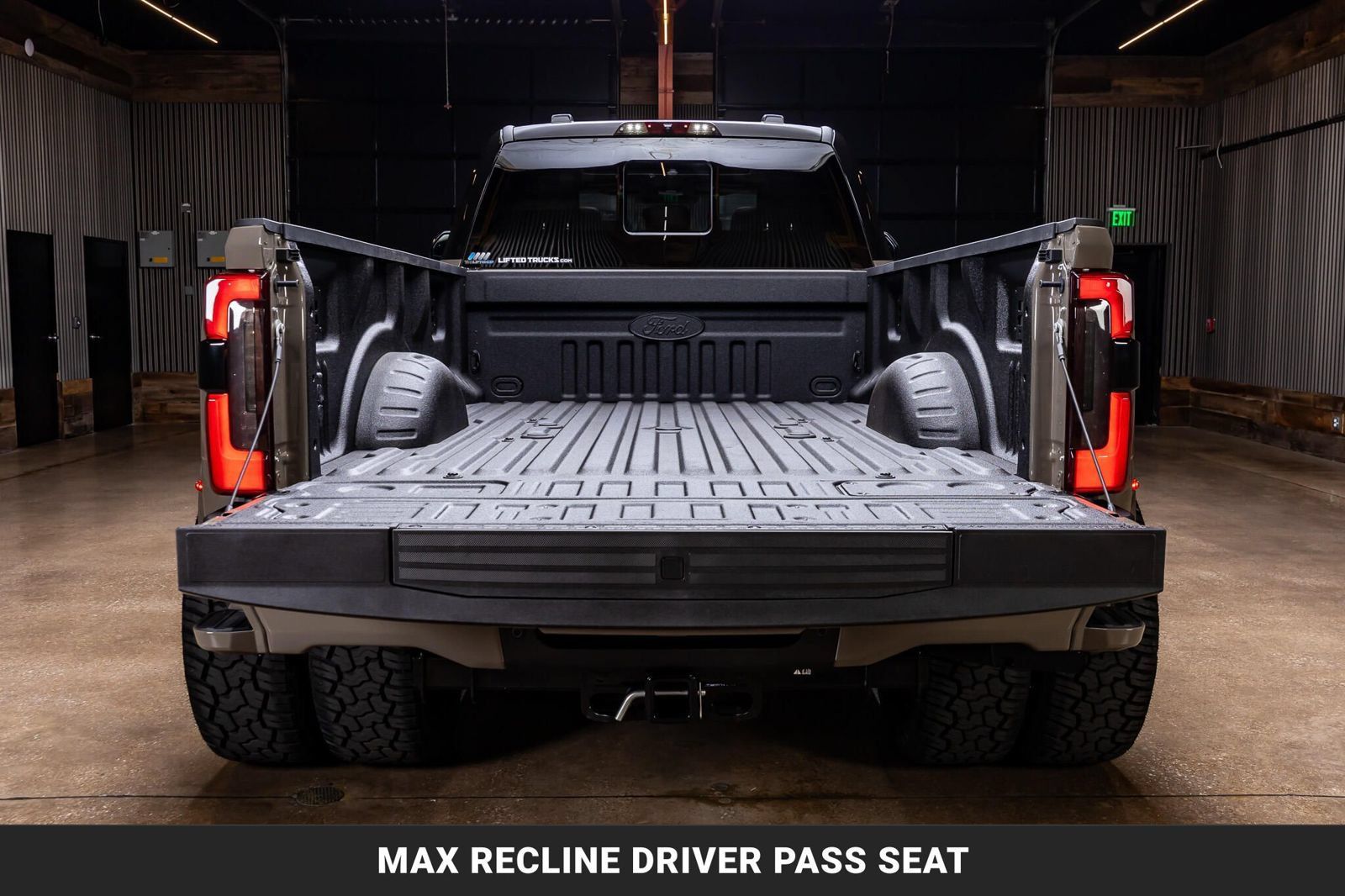 Used 2026 Ford F450 Platinum w/ Platinum Plus Package AWD/4WD image 9