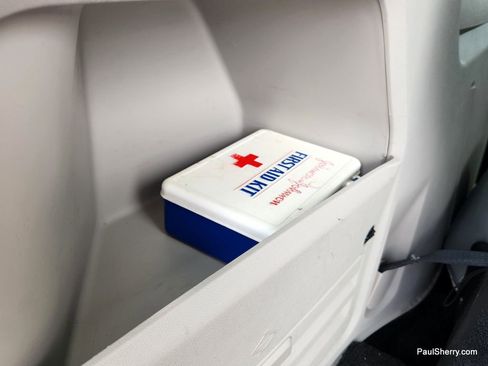 Used 2012 Dodge Grand Caravan SXT image 33