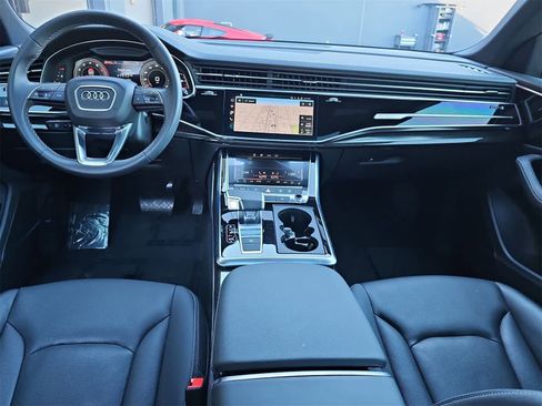 Used 2025 Audi Q8 Premium Plus image 14