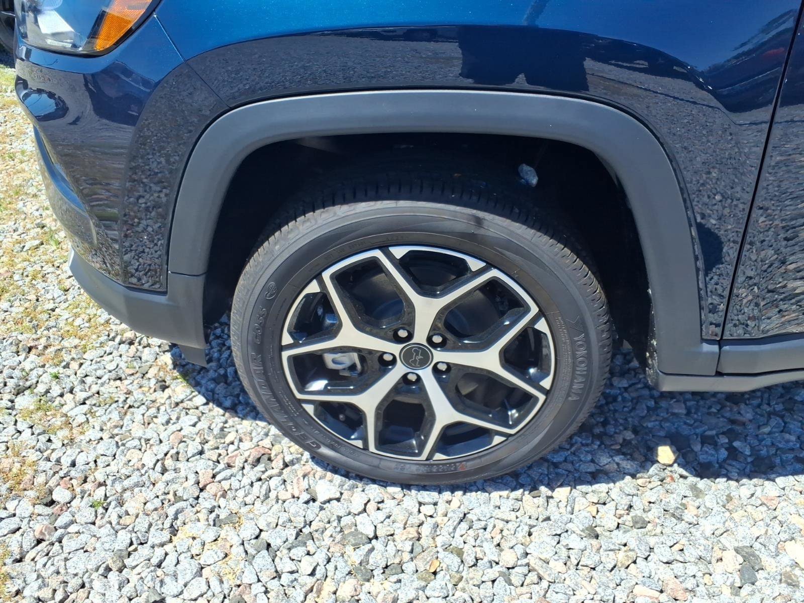 New 2026 Jeep Compass Limited AWD/4WD image 4