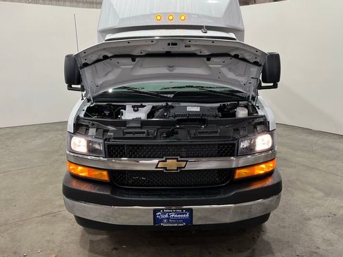 New 2025 Chevrolet Express 3500 w/ Power Convenience Package image 5