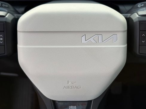 New 2026 Kia K4 GT-Line image 23