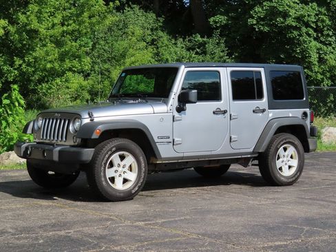 Used 2018 Jeep Wrangler Unlimited Sport S AWD/4WD image 8