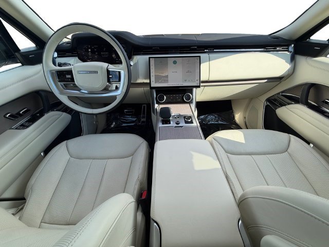 Used 2023 Land Rover Range Rover SE AWD/4WD image 12