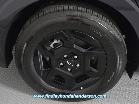 Used 2026 Kia Carnival FWD image 11