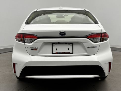 Used 2020 Toyota Corolla LE image 6