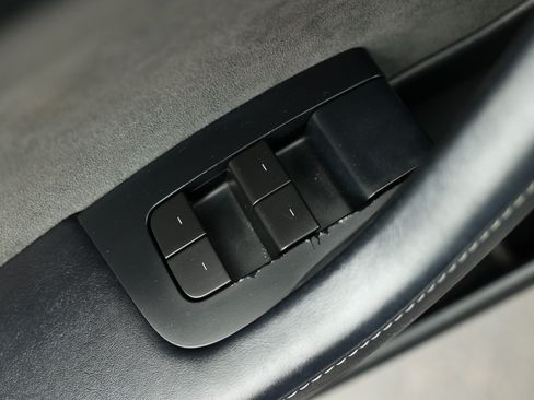 Used 2023 Tesla Model 3 Standard Range RWD image 48