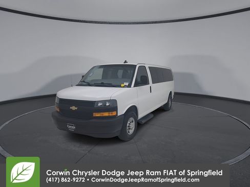 Used 2023 Chevrolet Express 3500 LS RWD image 6