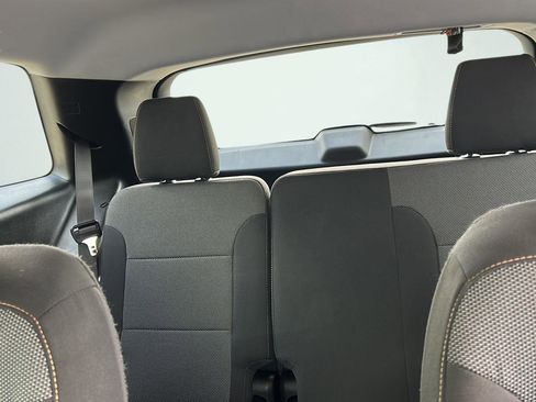 Used 2020 Chevrolet Traverse LT image 27