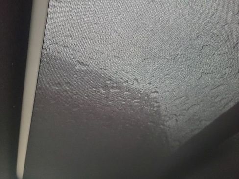 Used 2024 Volvo XC40 B5 Core image 30