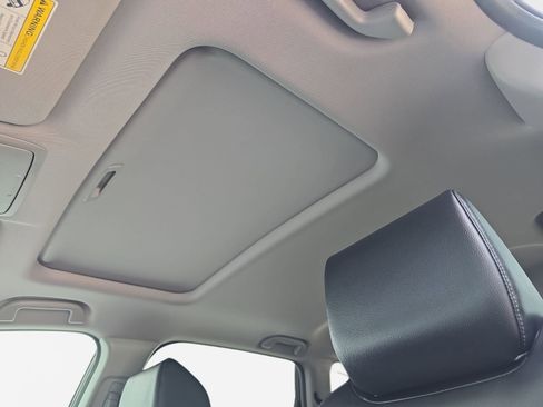 Certified 2022 Honda CR-V Touring image 28