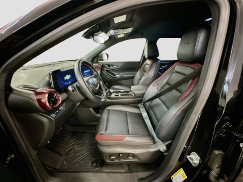 Used 2025 Chevrolet Equinox RS AWD/4WD image 13