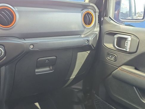 Used 2022 Jeep Gladiator Mojave w/ Trailer Tow Package image 14