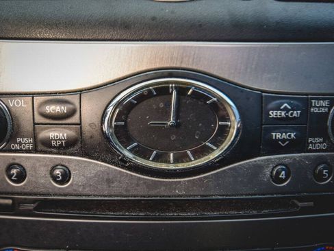 Used 2011 INFINITI G25 x w/ Moonroof Pkg AWD/4WD image 13
