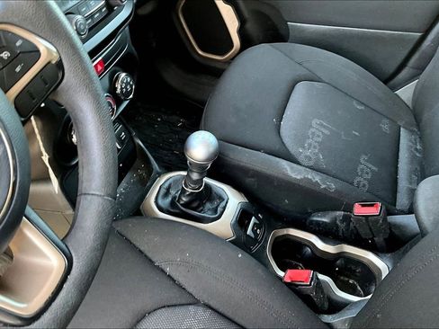 Used 2016 Jeep Renegade Sport w/ Power & Air Group image 10