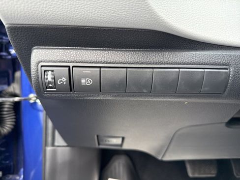 Certified 2025 Toyota Corolla XSE image 15