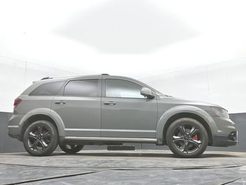 Used 2020 Dodge Journey Crossroad FWD image 34