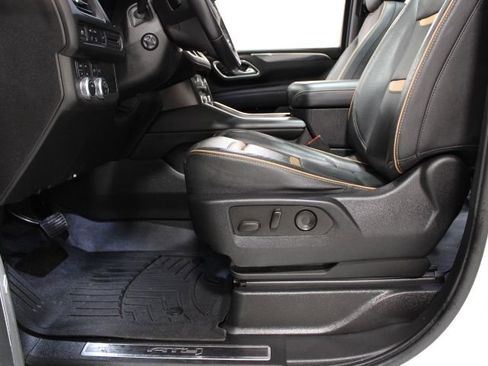 Used 2021 GMC Yukon AT4 image 17
