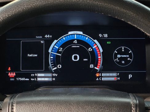 Used 2024 Toyota Tundra Limited image 15