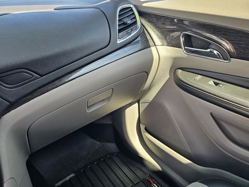 Used 2014 Buick Encore Convenience FWD image 29