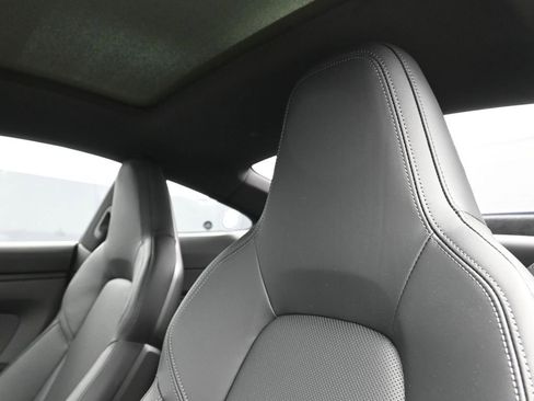 Used 2025 Porsche 911 Carrera T image 15
