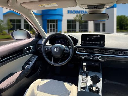 Used 2023 Honda Civic EX image 31