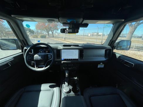 New 2025 Ford Bronco Outer Banks AWD/4WD image 4