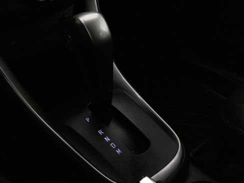 Used 2021 Chevrolet Trax LT image 25