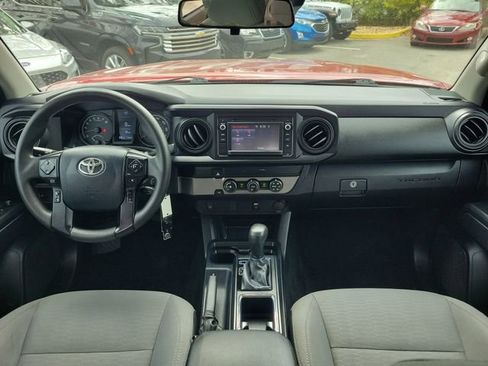 Used 2019 Toyota Tacoma SR w/ SR Convenience Package image 13