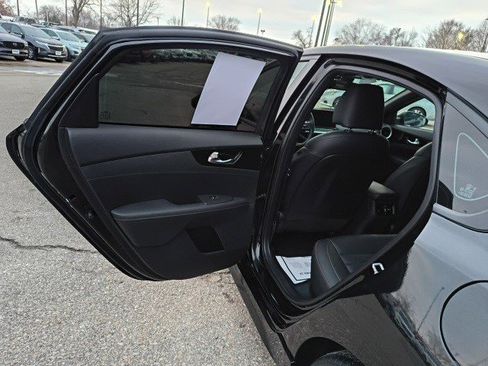 Used 2021 Kia Forte GT w/ GT2 Package image 13