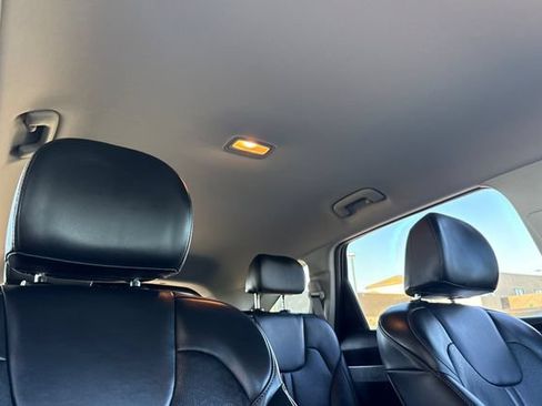 Certified 2023 Kia Sorento EX AWD/4WD image 23