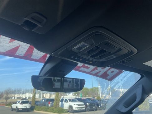 Used 2019 GMC Sierra 1500 Denali w/ Denali Ultimate Package image 20