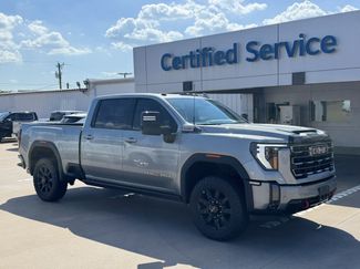 Used 2024 GMC Sierra 2500 AT4 w/ AT4 Premium Plus Package AWD/4WD video 1