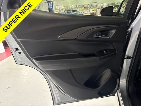Used 2023 Chevrolet TrailBlazer LT w/ Convenience Package AWD/4WD image 24