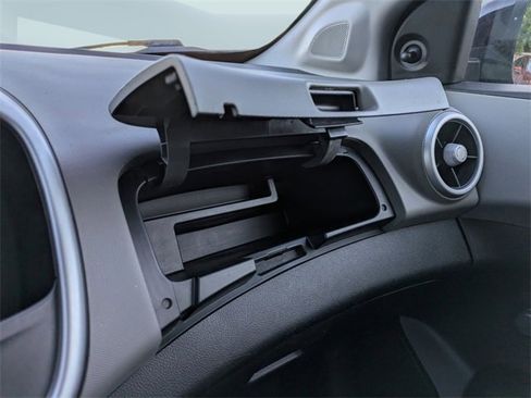 Used 2020 Chevrolet Sonic LT image 34