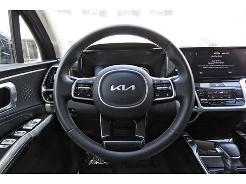 Certified 2023 Kia Sorento SX FWD image 15