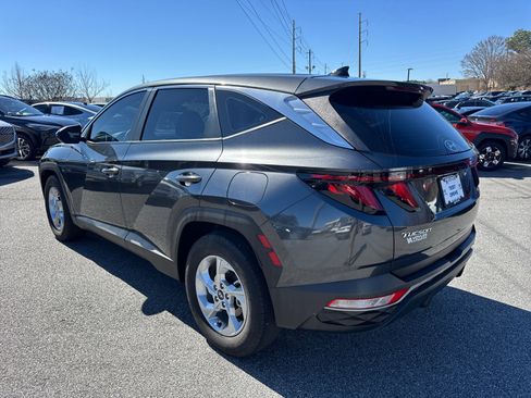 Certified 2023 Hyundai Tucson SE image 7