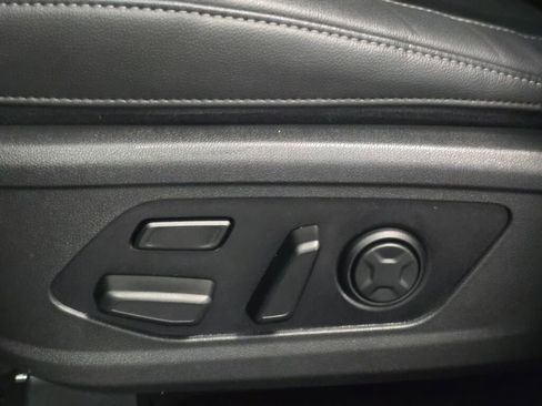 Used 2023 Kia Sorento SX Prestige image 36